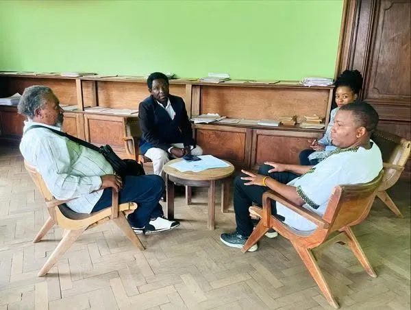 Working session with the CRSN-Lwiro team.